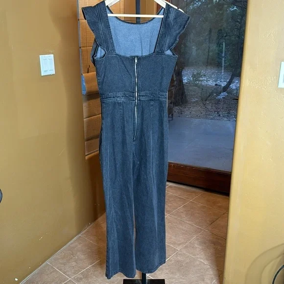 Ruffle Sleeve Wide Leg Denim Jumpsuit Washed Black Stretch Size Small - Picture 4 of 7